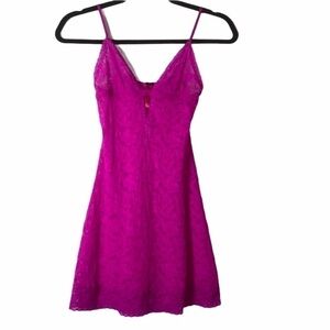 Victoria's Secret Magenta The Lacie Slip small